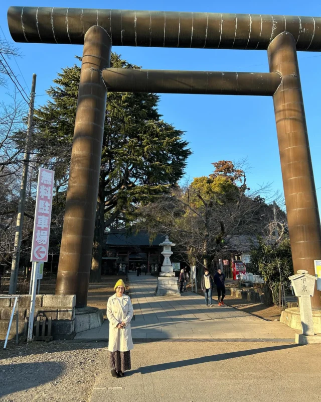お参りに茨城県　関東最古の八幡宮・大宝八幡宮（だいほうはちまんぐう）へ来ました！！パワーアップ！！

こんにちは！マネージャーのロクさんです✨

いつもご覧いただきありがとうございます！！🙇‍♂️😛​

この日は３月半ばで寒かったです。

✨スピリチュアルパワースポット✨

茨城県にある関東最古の八幡宮・大宝八幡宮（だいほうはちまんぐう）をご紹介！！

大宝八幡宮は、白鳳時代の末期、文武天皇の大宝元年（七〇一）、藤原時忠が、常陸国河内郡へ下向の時、筑紫（大分県宇佐市）の宇佐八幡宮を勧請（神仏の分霊を請じ迎えること）して創建されたという。東国平定のための鎮護の神として、八幡宮を勧請したのである。宇佐八幡宮は、莵狭津彦命を祖とする宇佐諸石が、欽明天皇二十九年（五六八）に八幡神を勧請したのに始まるという。八幡神とは、応神天皇を主座とし、文武の神として尊崇されており、八幡宮の祭神として祀られる。

✨宝くじ当選祈願と財運招福の御利益✨

宝くじが当たると神社と言われる理由・当選実績

平成１７年（２００５）に、宝くじ売り場を運営する企業さんが、販売前の宝くじを神社に持ち込み高額当選を祈願しました。すると翌年、ドリーム・サマー・年末ジャンボで２等１億円が８本！このうち３本はひとつの売り場からで、神社から最寄の下妻イオンチャンスセンターです。
その後も高額当選は続き、平成１８〜２２年の５年間で累計当選額は３８億円を越えています。（１００万円以上の当選のみ加算）良く当たると全国的に知られている売り場はそれだけ販売枚数も多いはず。茨城県内であることを考えると、かなりの確率になるのではないでしょうか。
高額当選の実績として一例を挙げると・・・２０１５年６月２３日（火）、宝くじ売り場を運営されている企業さんが高額当選の御祈願をお受けになりました。すると・・・わずか３日後の２６日（金）、大宝八幡宮から車で３０分ほどの、桜川市御領にある「スーパーカスミ岩瀬店前」のチャンスセンターにて、ロト７一等８億円が出ました！

ご利益がありますように🙇‍♂️😛

📍茨城県土浦市Medium-spiritual
🚃JR常磐線荒川沖駅下車　西口から徒歩５分💌霊視鑑定・スピリチュアルカウンセリングのご予約は @mediumibaraki 🔗から
対面・電話・オンライン🆗
#霊障害
#除霊
#電話鑑定
#スピリチュアル
#霊能者
#茨城県
#大宝八幡宮⛩️
#パワースポット
#霊視鑑定
#星占い